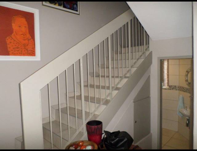 3 BEDROOM APARTMENT SOLD IN FLORAUNA